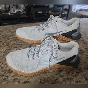 Nike Metcon 4 Women's Size 7.5 White Training Gym Shoes Sneakers Weightlifting